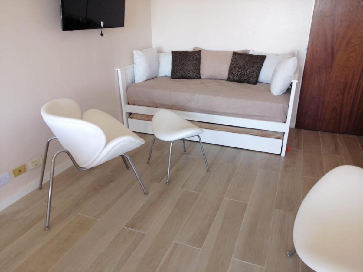 Petit Apartment En Avenida Belgrano Buenos Aires Eksteriør bilde