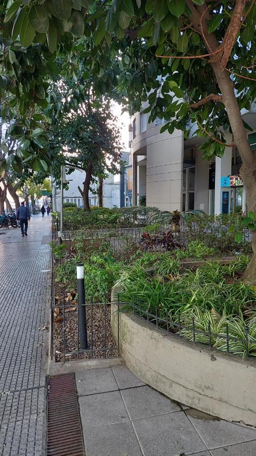 Petit Apartment En Avenida Belgrano Buenos Aires Eksteriør bilde