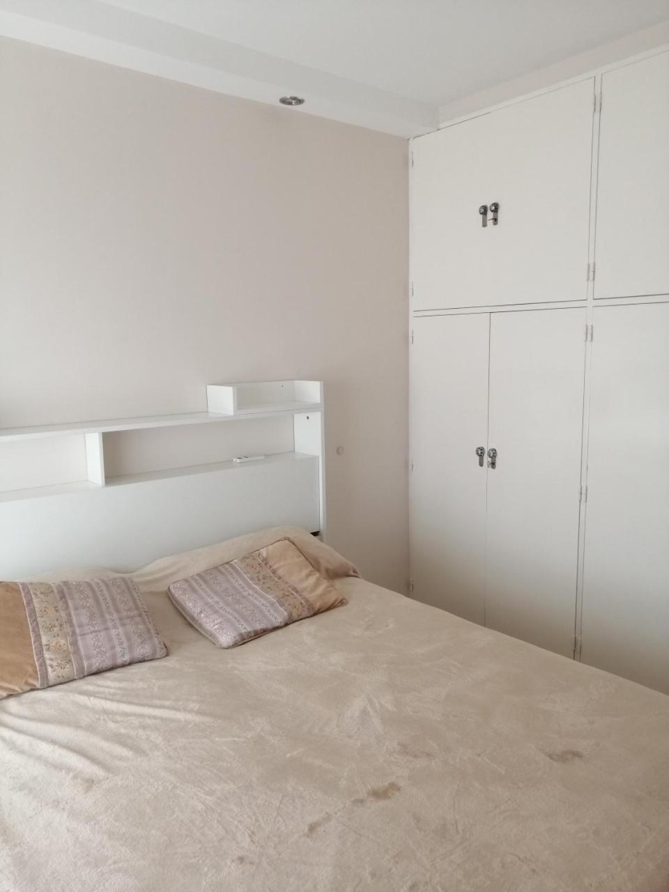 Petit Apartment En Avenida Belgrano Buenos Aires Eksteriør bilde