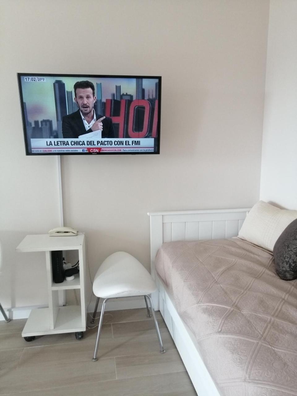 Petit Apartment En Avenida Belgrano Buenos Aires Eksteriør bilde